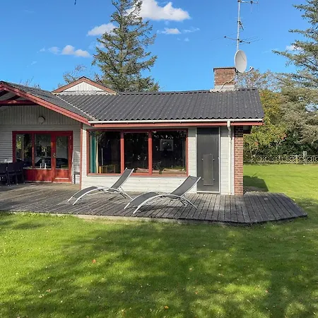 Stunning In With Sauna