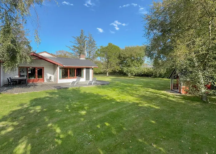 Дом отдыха Stunning In With Sauna